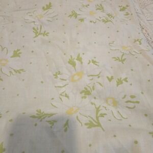 Vintage Utica J.P. Stevens Full Fitted Sheet Daisy Dot Percale